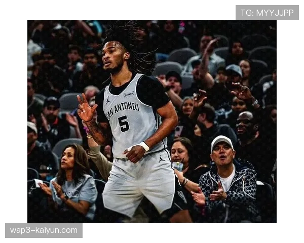 马刺138-125战胜独行侠 卡斯尔40分三双创造队史纪录 马刺138-125战胜独行侠 卡斯尔40分三双创造队史纪录